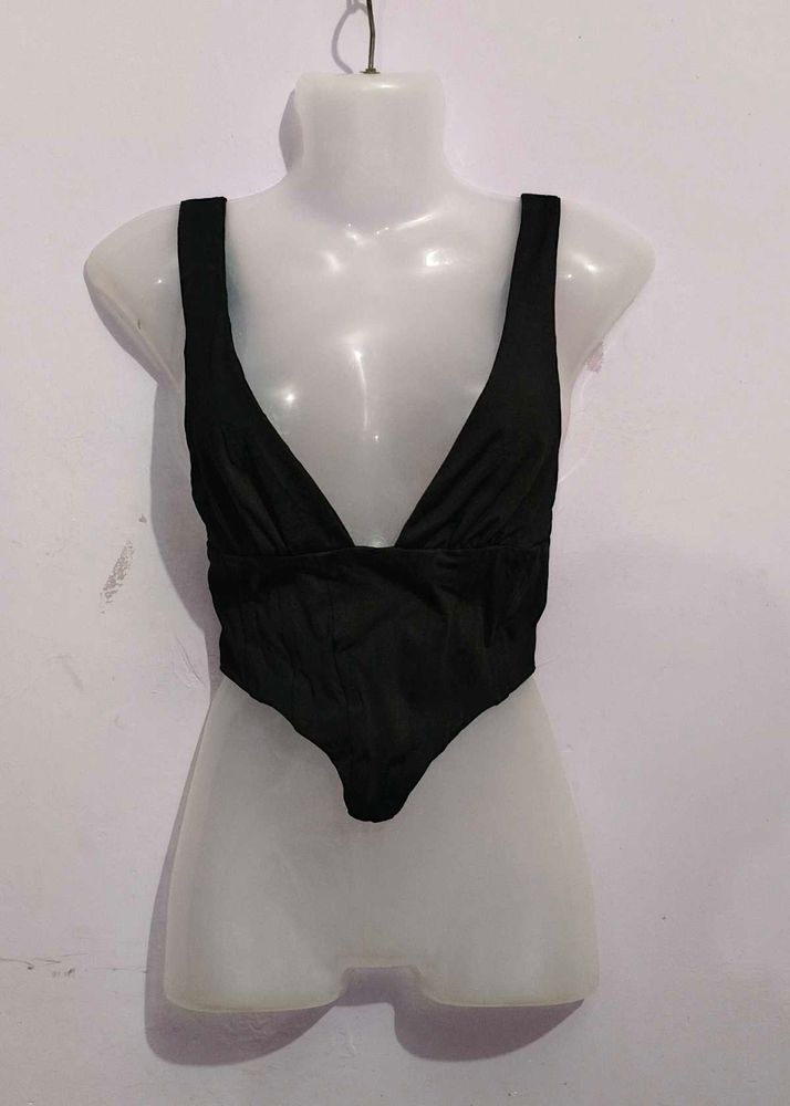 Chic Black V-Neck corset top