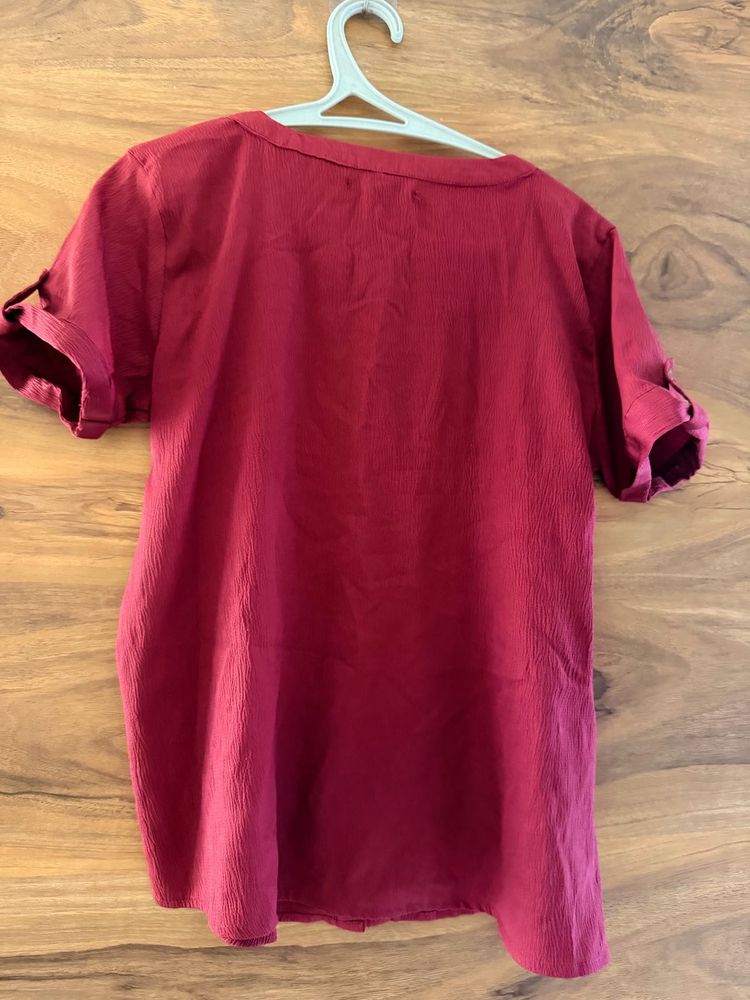 Maroon Collared Short Sleeve Top