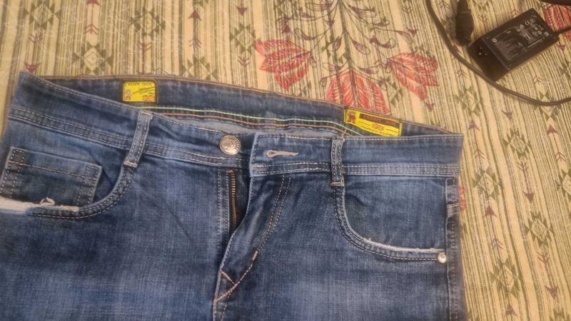 Stylish Denim Jeans New H Tag Missing