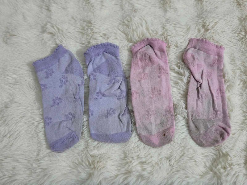 ✨️Pack of 2-Cute Floral Ankle Socks ✨️