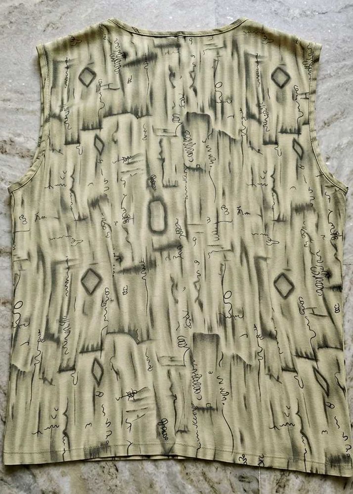 Unique Abstract Print Sleeveless Top