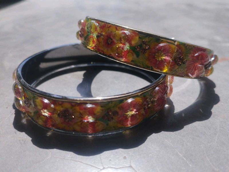 🌼(NEW) Vibrant Floral Glass Bangles | Set of 2