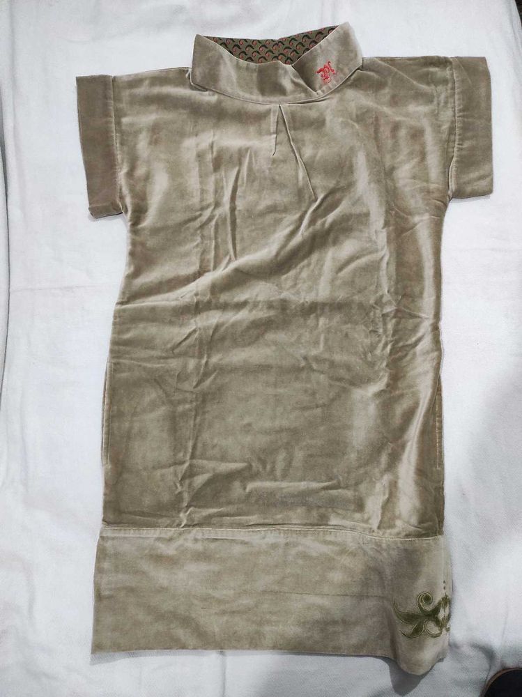Stylish Asian Velvet Kurta for Women