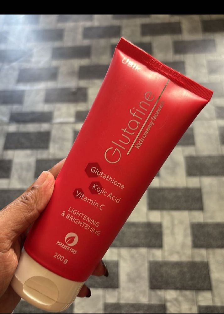 Face wash And Lipzlite Combos