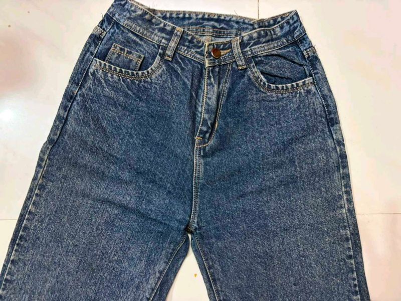 High-Waist Straight Leg Blue Jeans
