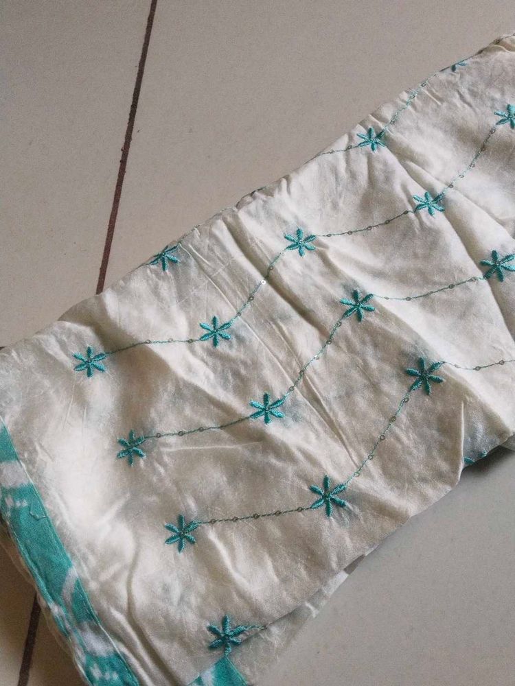 Embroidered White Dupatta with Teal Accents