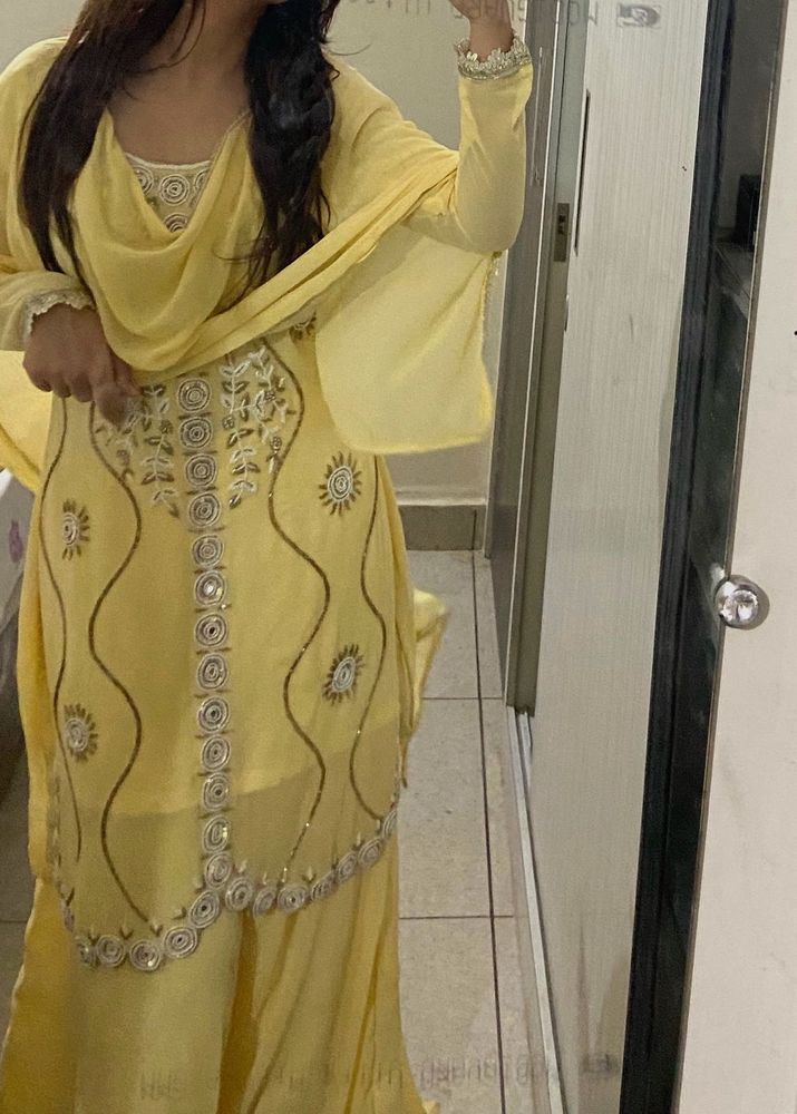 Embellished Y2k kurta set