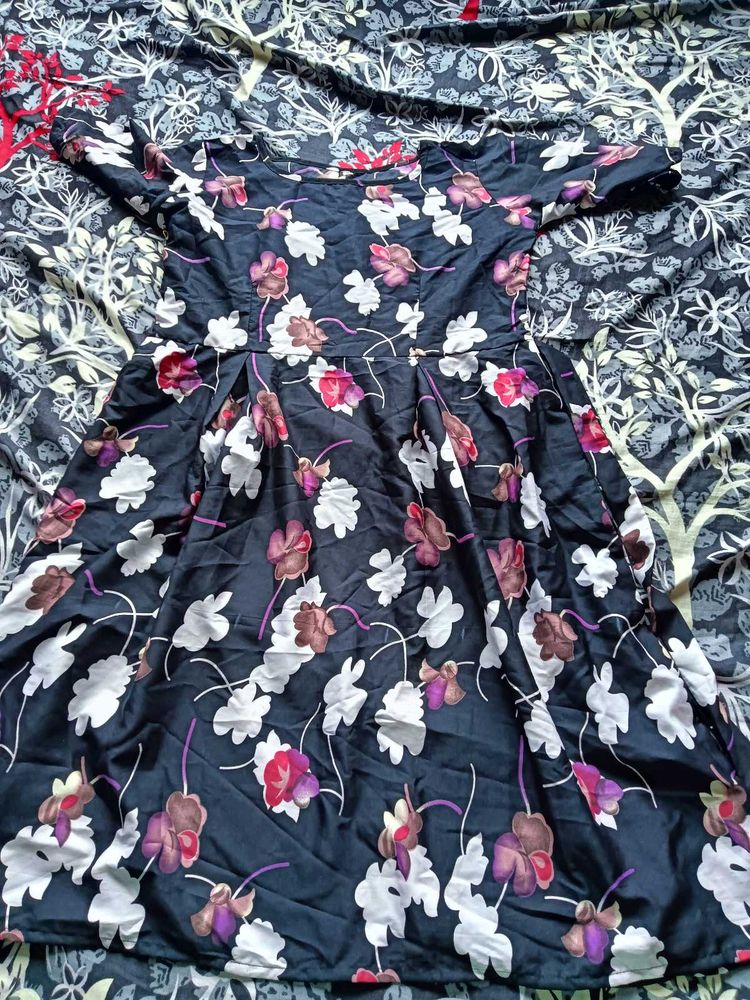 Chic Floral Print Midi Dress