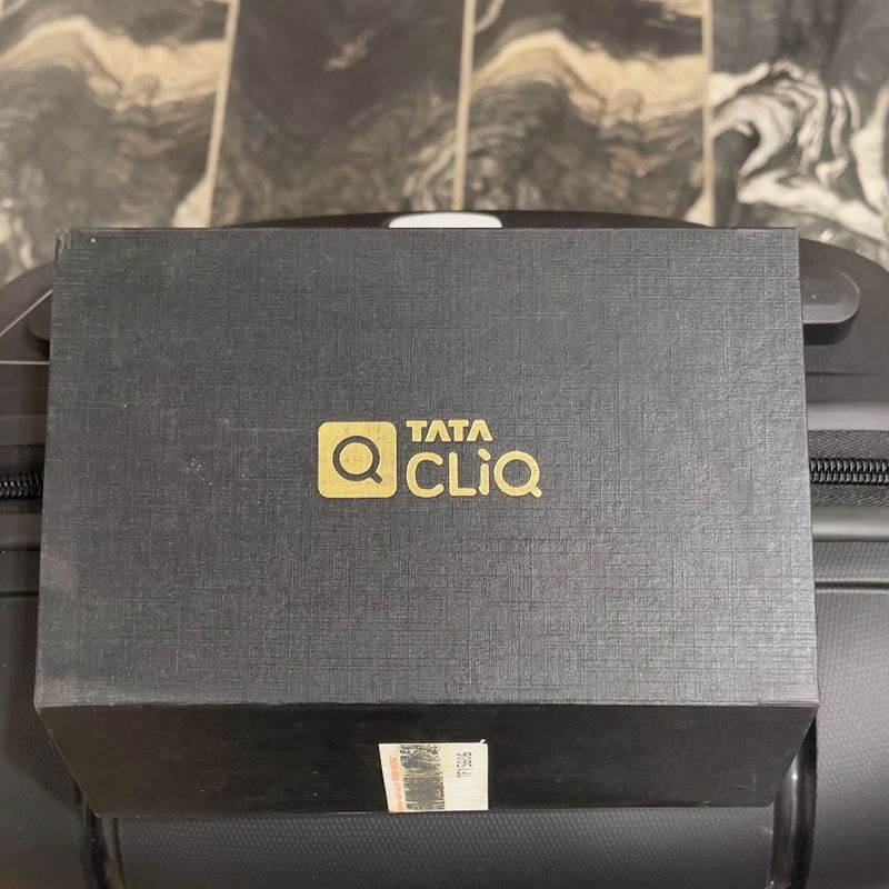 TATA CLiQ Black Box