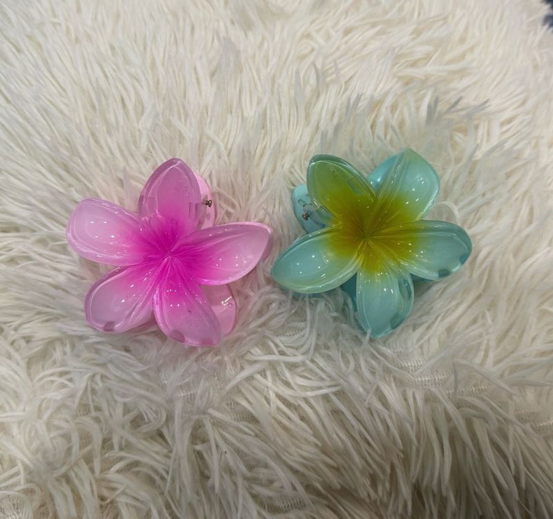 Cute Flower Hair Claws (2 Pack)