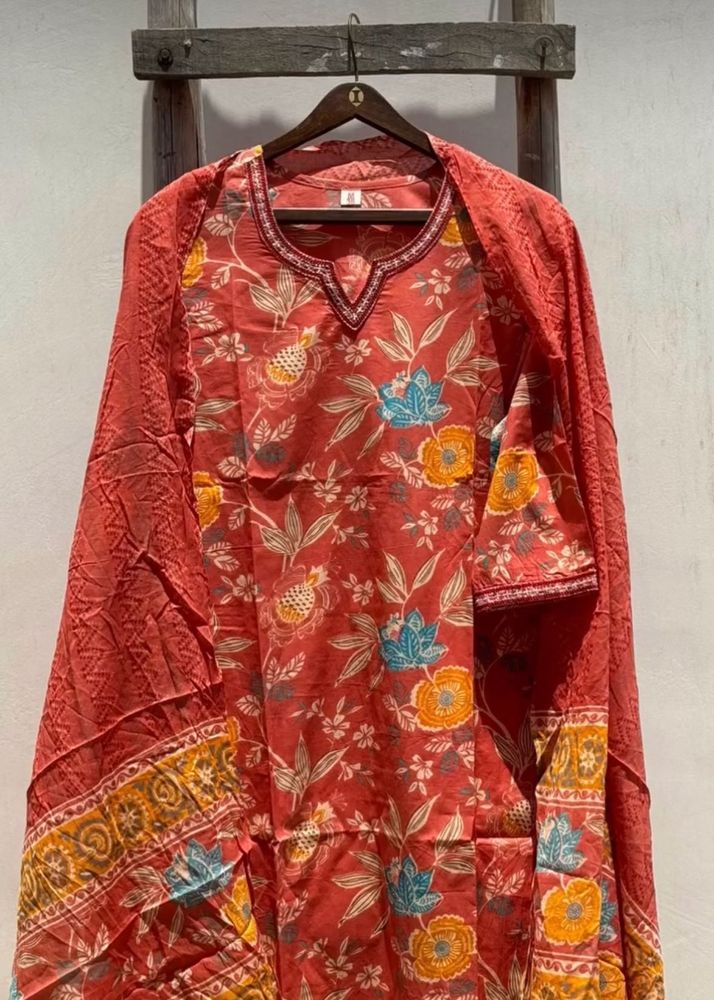 Beautiful Floral Kurta Set