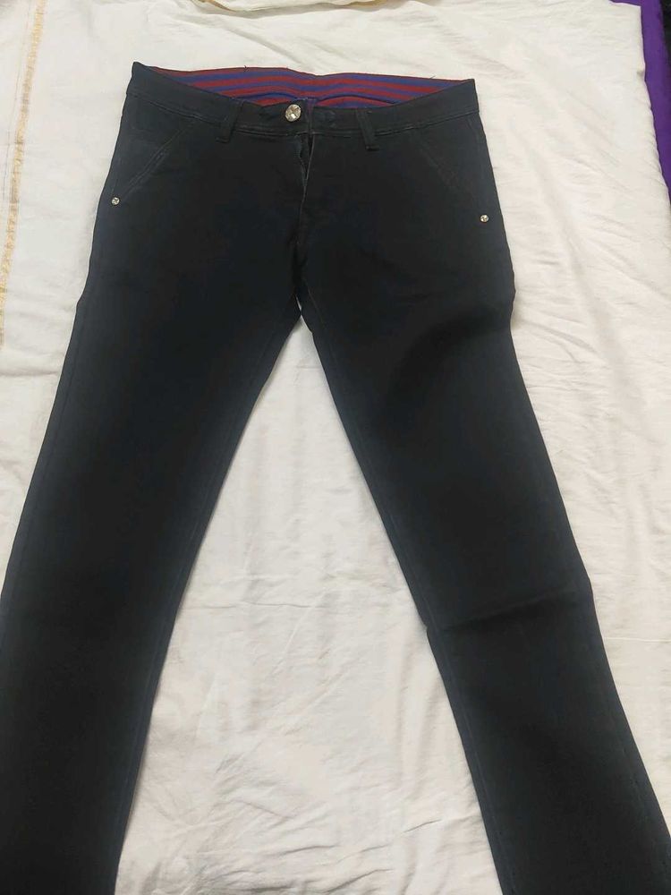 Stylish Black Jeans