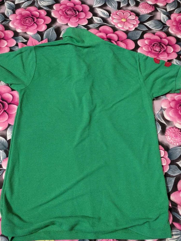 Green T-Shirt with Heart Detail