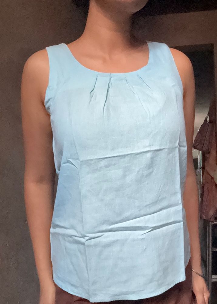 Blue  Sleeveless Zip-Front Top