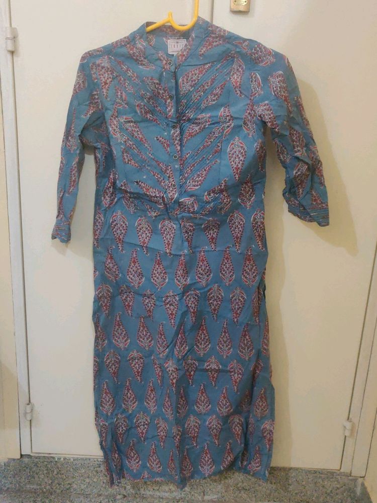 Grey Red Mandrain Collar Straight Kurta