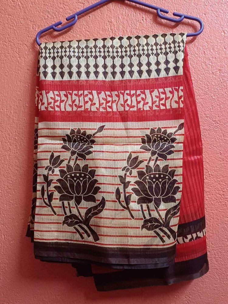 Beautiful Red &amp; Cream Saree with blouse piece