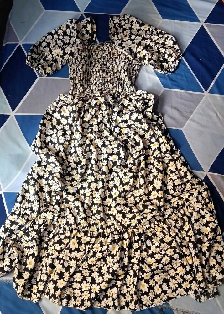 Floral Smocked Puff Sleeve Maxi Dress