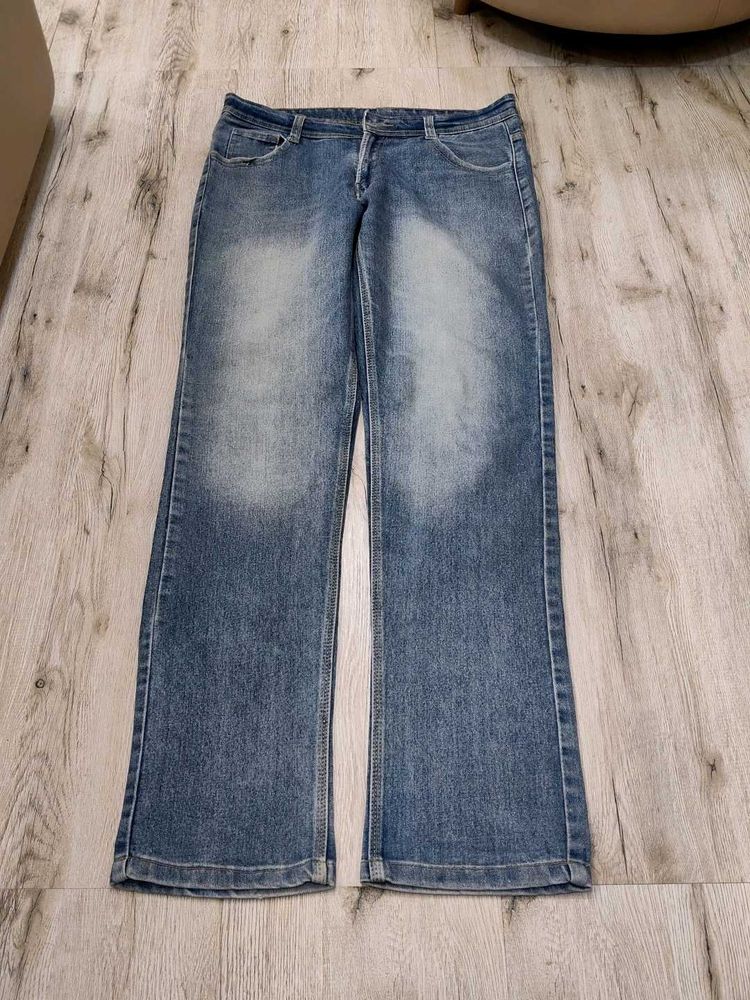 Ma6023 Shark jeans waist 34 inches