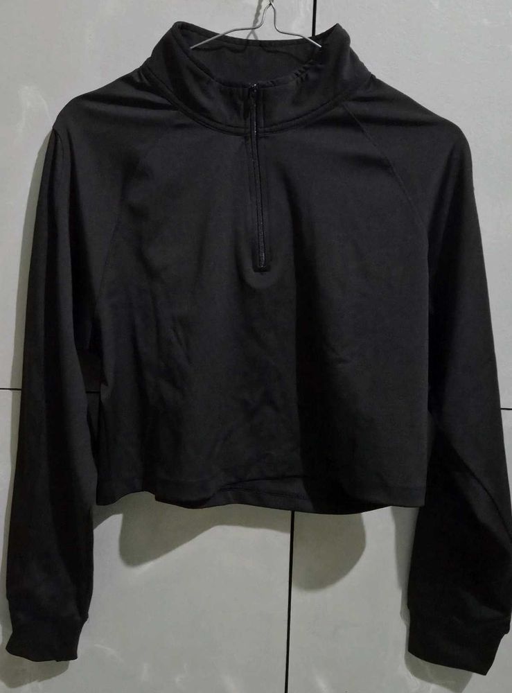 Black Cropped Quarter Zip Pullover
