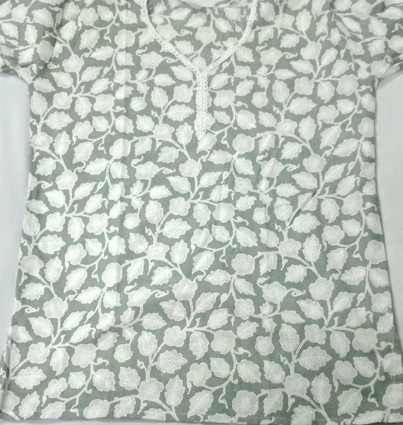 Short Embroidered Cotton Kurta