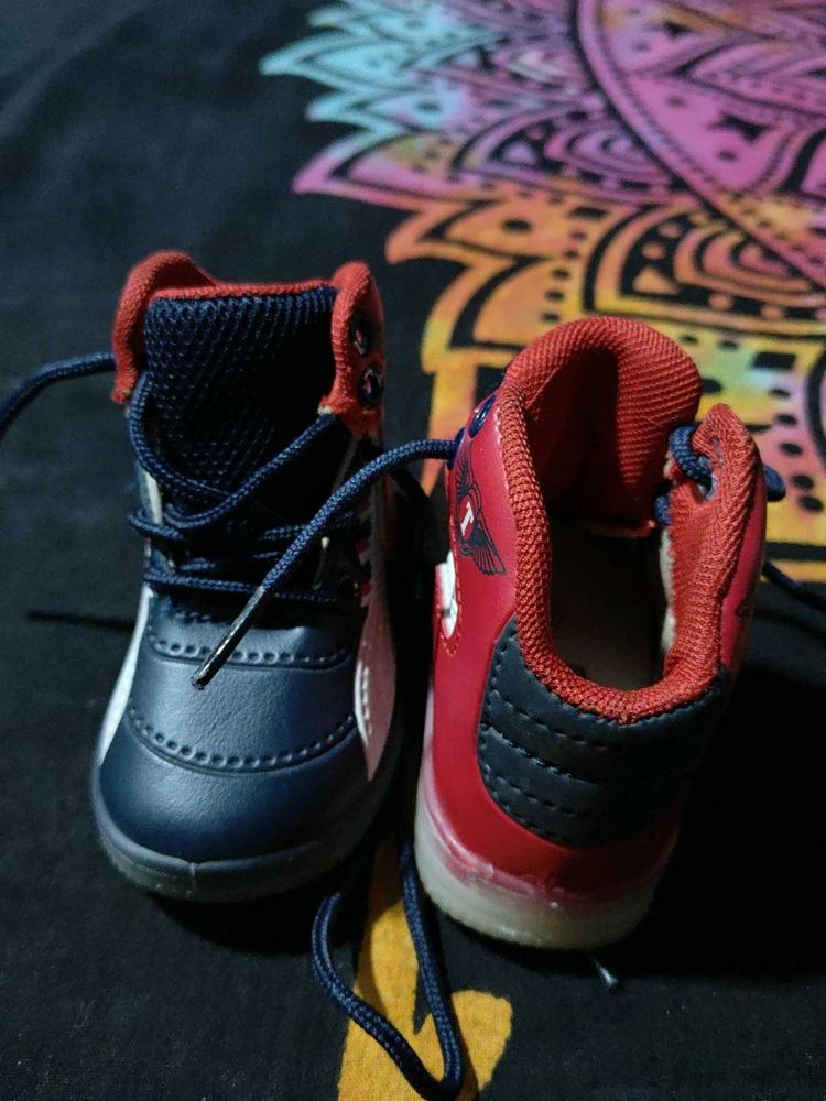 Baby's Light Up Shoes