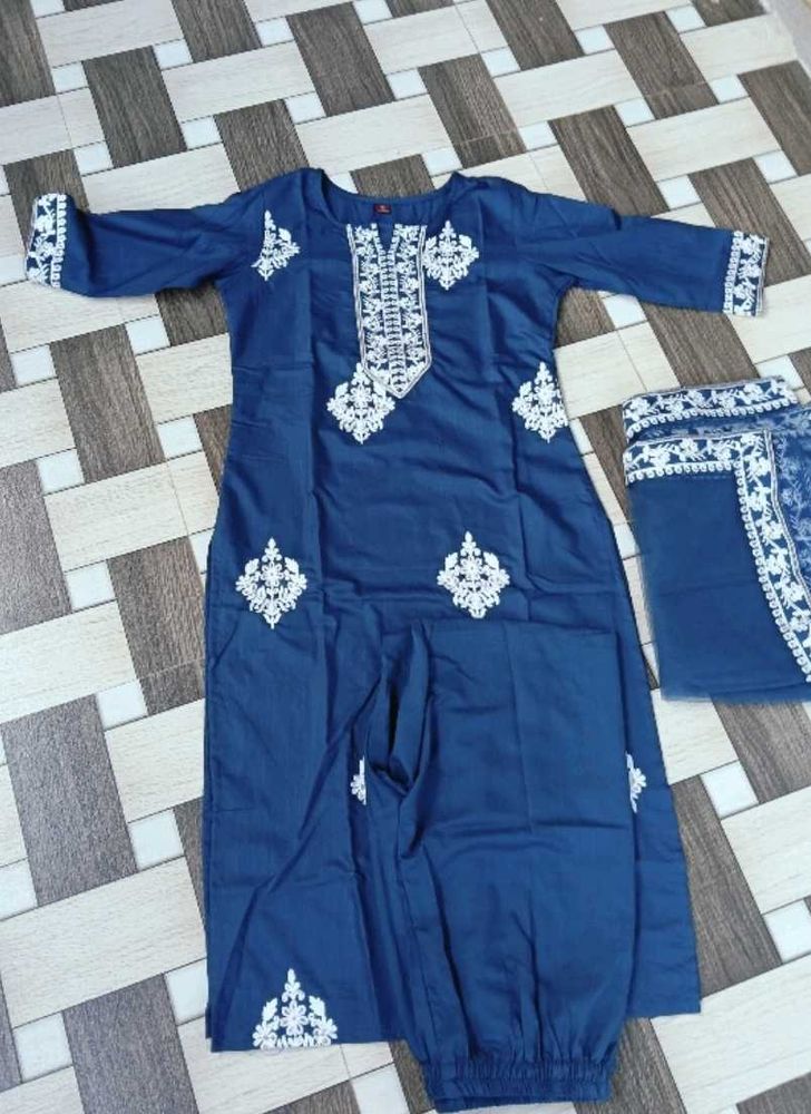 Teal Blue &amp; Motifs Embroidery Kurti Pant Dupatta