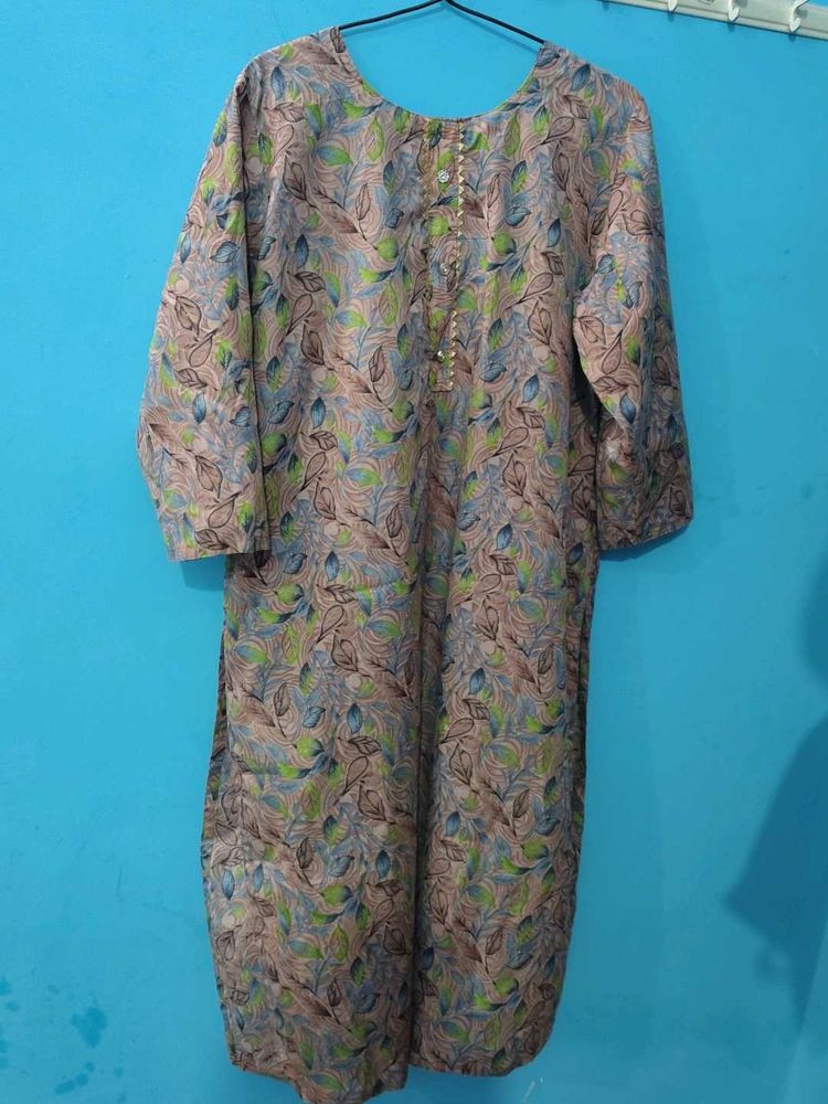 suit salwar dupatta set, in very nice condition