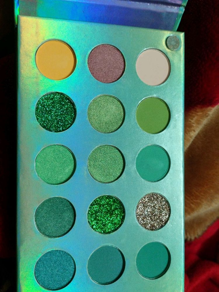 Green Eyeshadow Palette