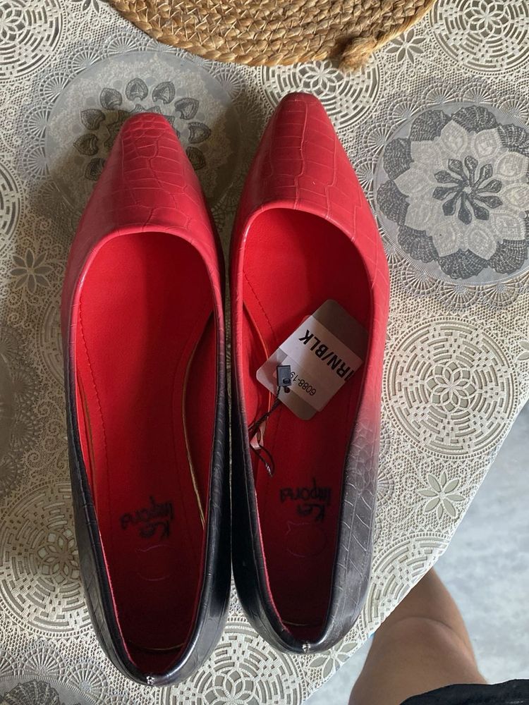 Red &amp; Black Croc Print Ballerinas