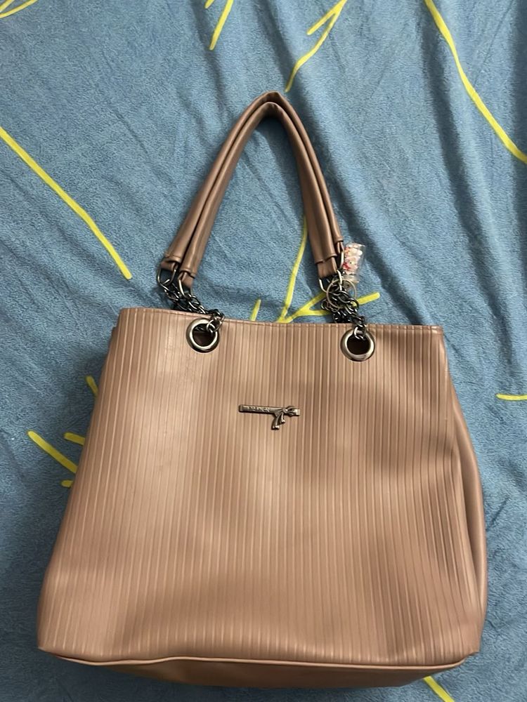 Stylish Beige Textured Handbag