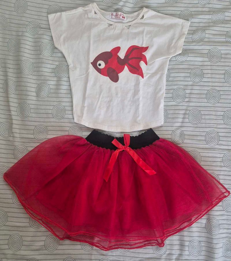 Adorable Fish T-Shirt and Tutu Skirt Set