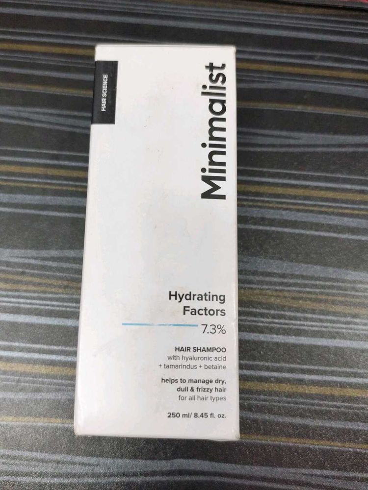 Minimalist Hydrating Hair Shampoo