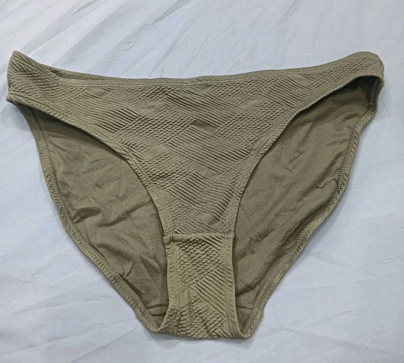 😍 Textured Bikini Bottom