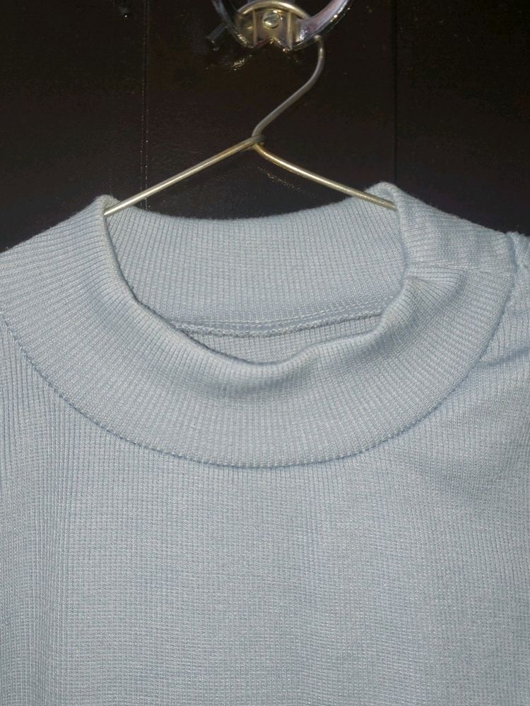 Pretty Sky-blue Tank Top