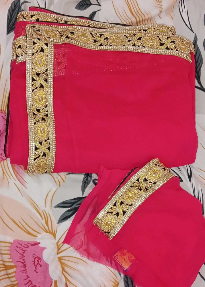 Elegant Pink Saree with Golden Border