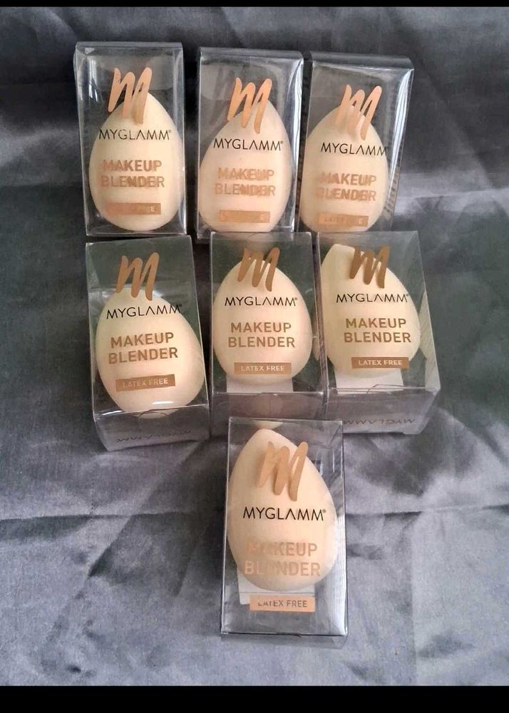 MyGlamm Makeup Blender