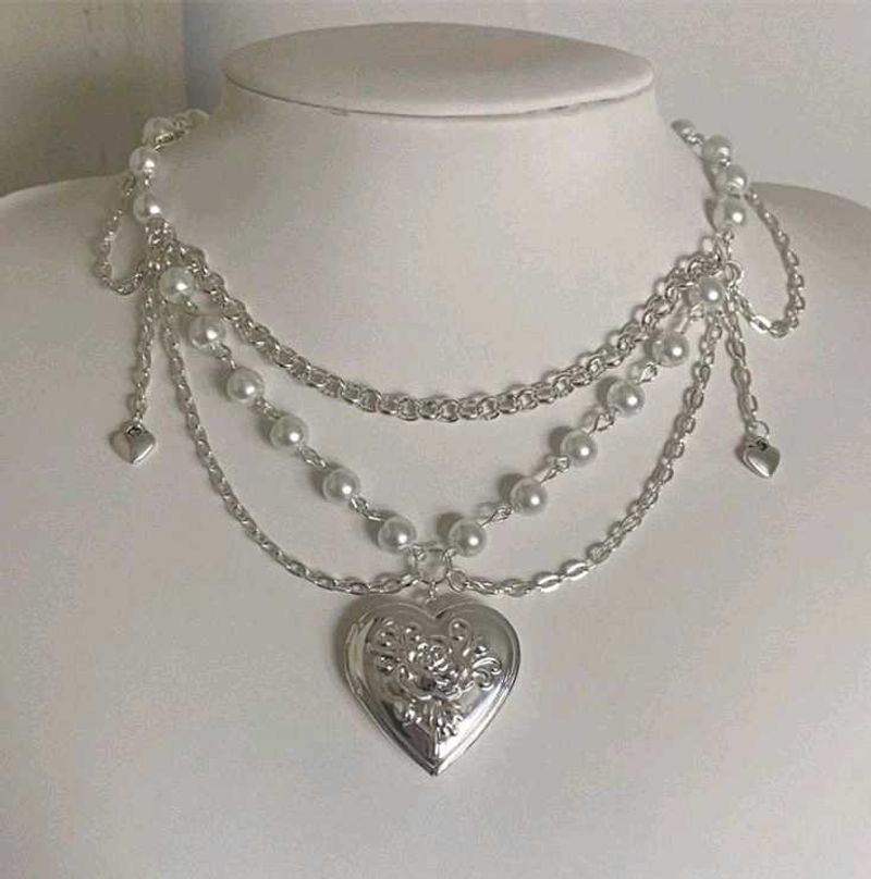 Vintage Heart Locket Pearl Necklace