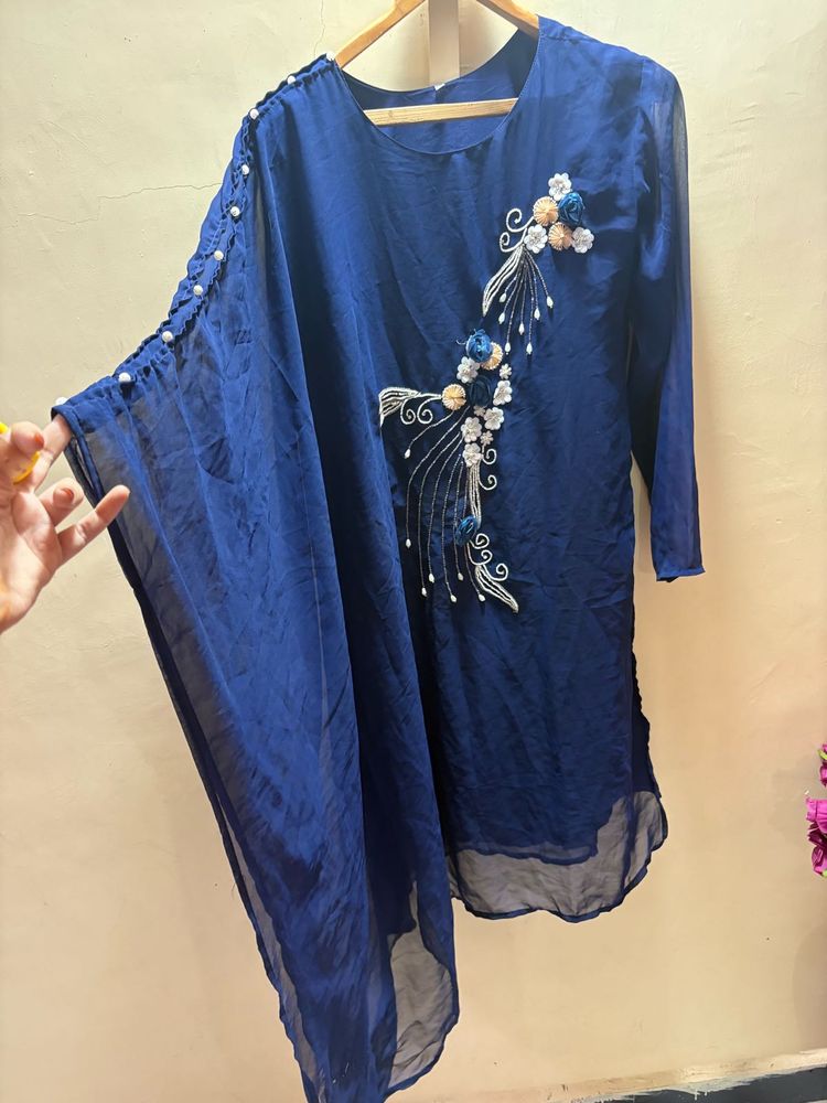 handwork  Blue Embroidered Kurta