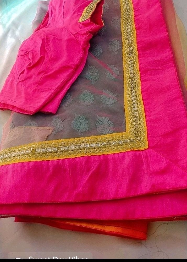 designer saree with blouse
