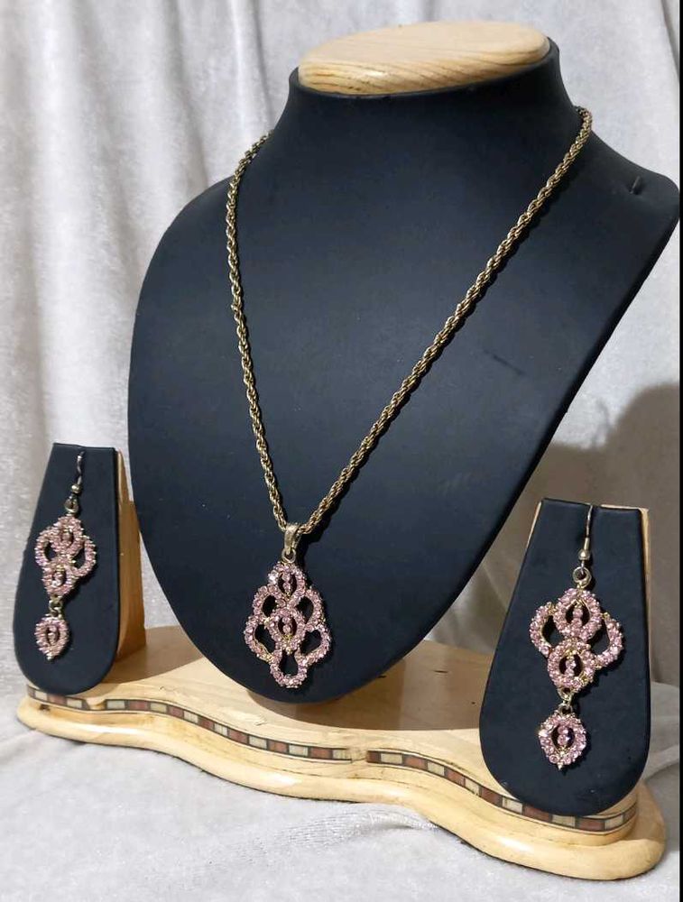 Elegant Pink Stone Necklace &amp; Earring Set