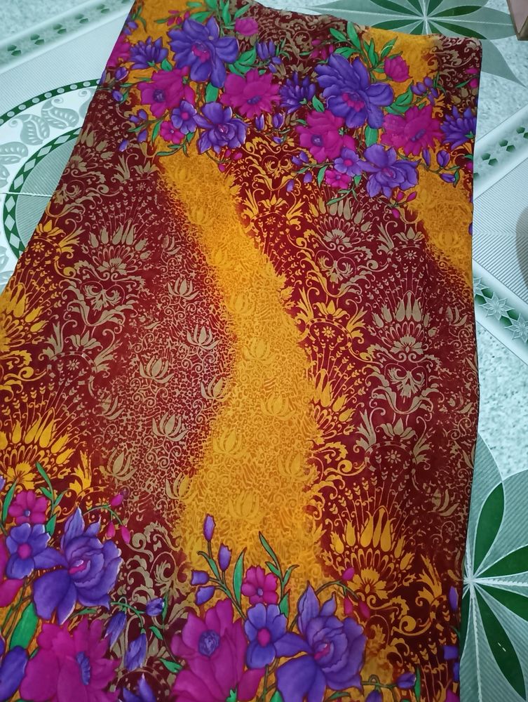 Mustard Printed Saree With Unstitched Blouse
