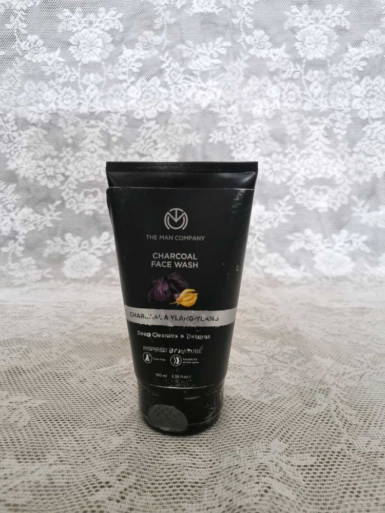 The Man Company Charcoal Face Wash