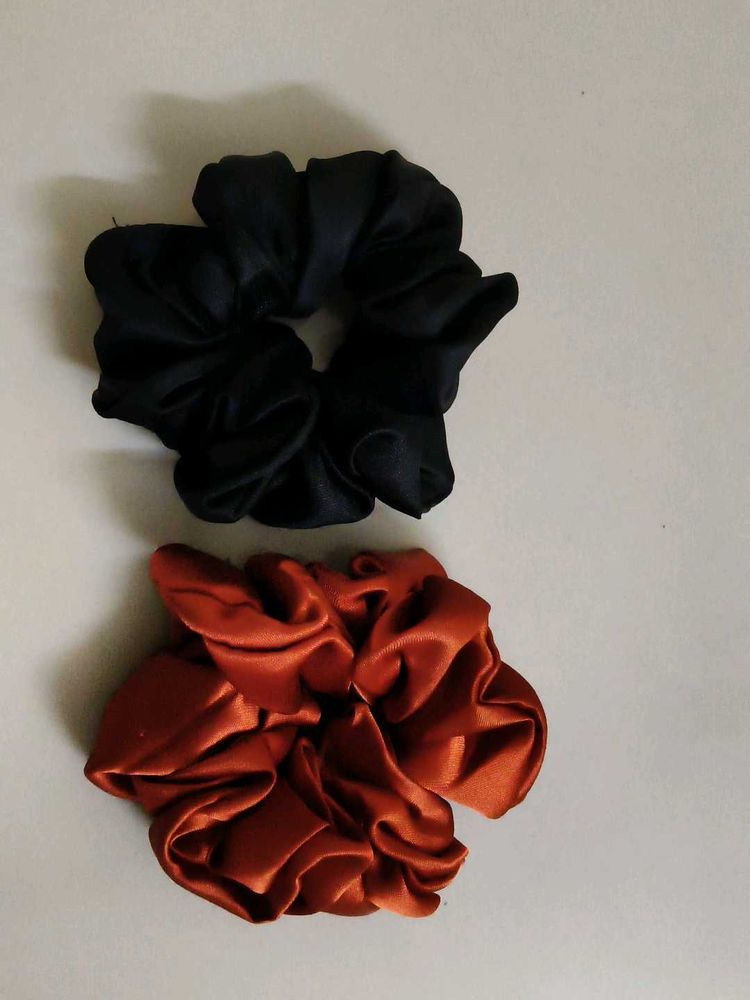 Satin Scrunchie Set - Black &amp; Rust