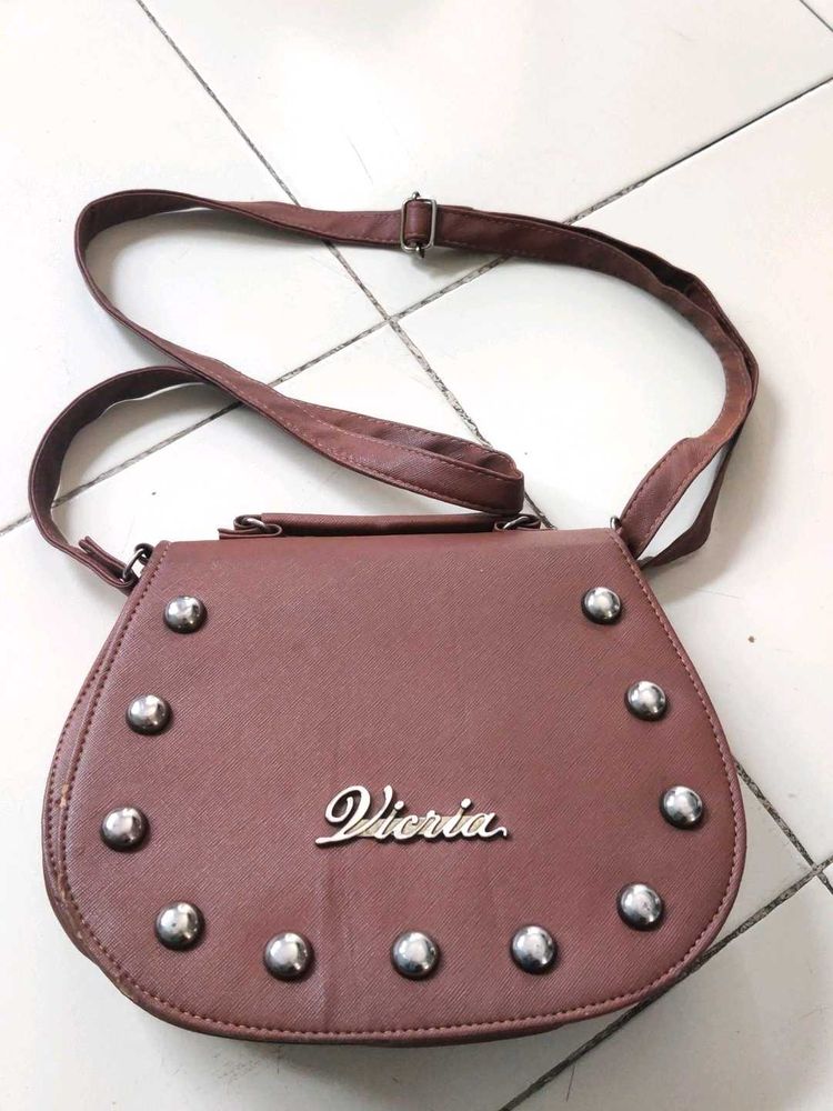 Brown 'Victoria' Crossbody Bag