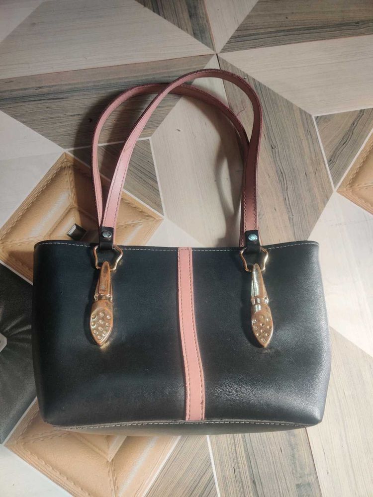 Black Hand Bag