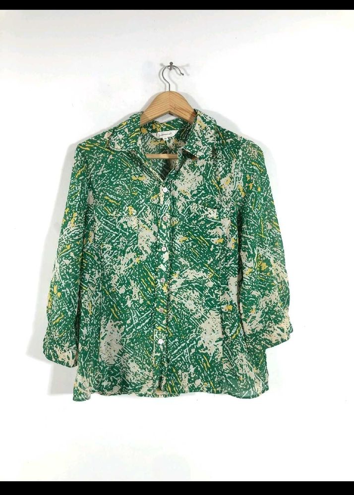 floral print shirt