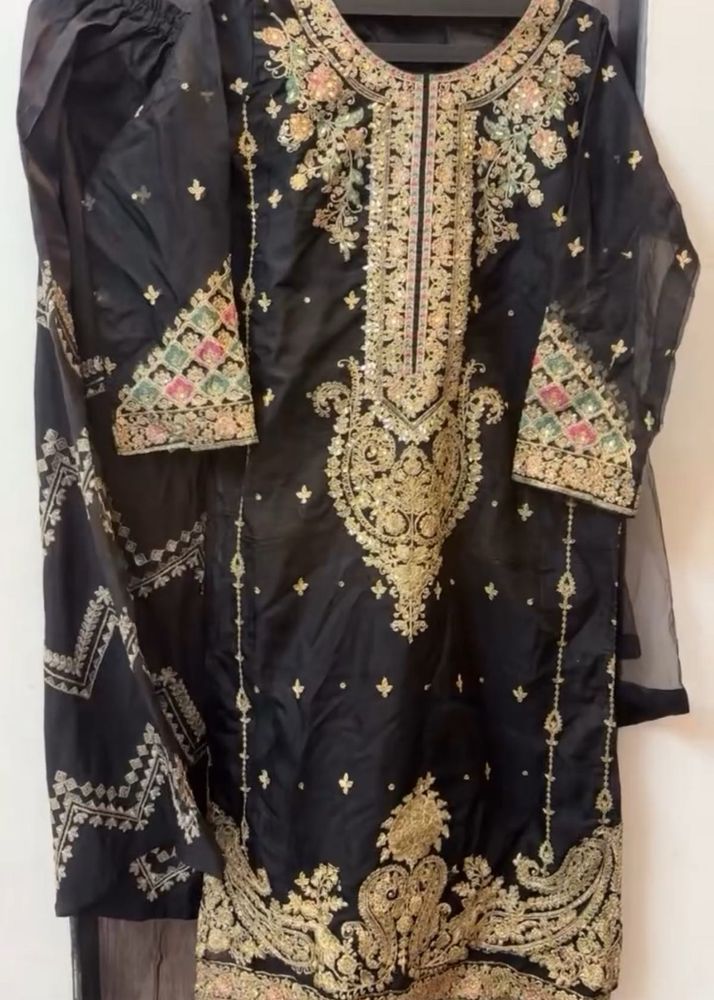 Elegant Black Embroidered Kurta Set