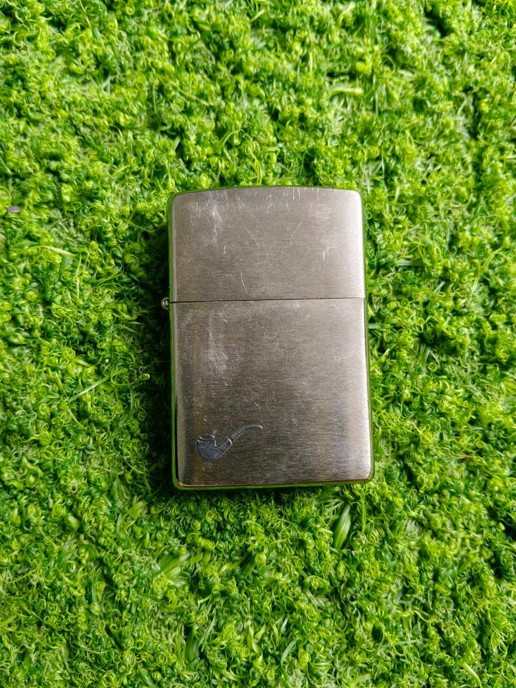 Silver-Tone Pipe Logo Lighter