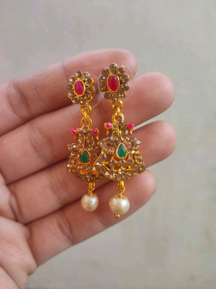 ONE GRAM GOLD FINISHING EARRINGS