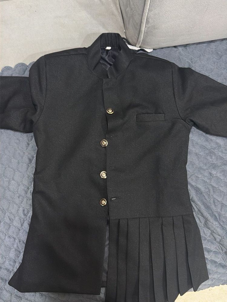 Black Ethnic Kurta with Pleated Detail